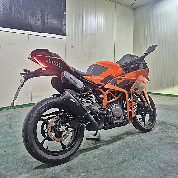 KTM RC390 23년식 4천KM 입문용 판매합니다 이미지
