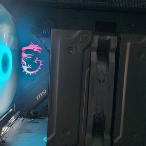 라이젠 7800x3d + msi b650 carbon wifi + z06d black 듀얼공랭쿨러 이미지