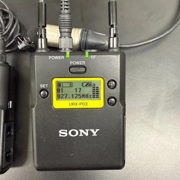 소니 SONY UWP-D11 무선 핀마이크 UTX-B03 + URX-P03 송수신기 세트 이미지