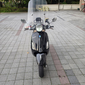 2022년식 베스파 프리마베라 블랙 이미지