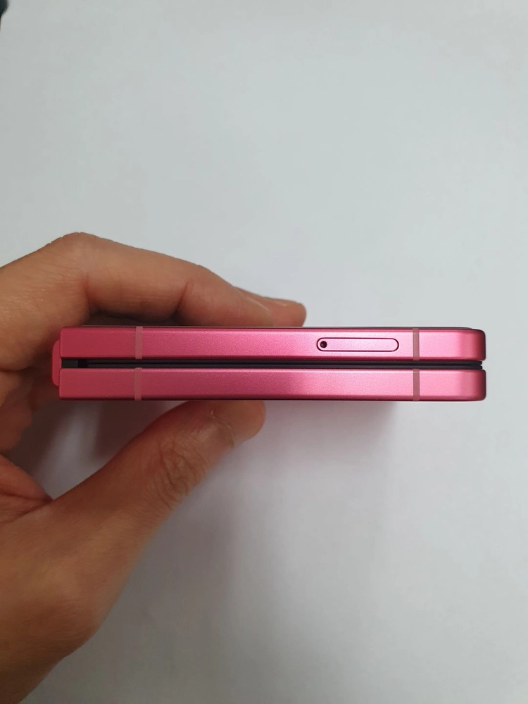 .갤럭시Z플립7 256GB 코랄레드 무잔상 KT 특S급 기능정상 중고폰 217371 이미지