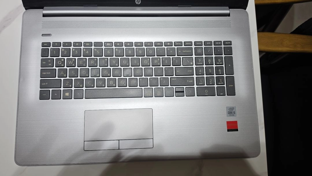 HP 470 G7 17인치 노트북 / i5 10세대 / RAM 16GB / SSD 256GB + HDD 1TB 이미지