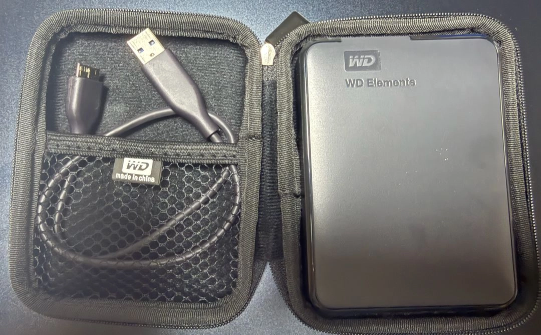 WD Elements 2TB 외장하드 판매 / 사용시간 1시간 / 상태 좋음 이미지