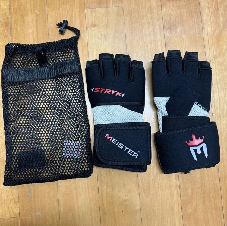 페어텍스 킥복싱 미트 & NOVA 복싱 글러브 & Meister Inner STRYK 장갑 이미지