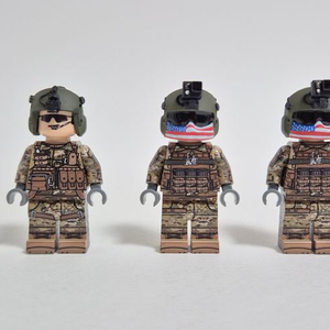 레고 밀리터리 U.S. 160th SOAR Pilot 피규어 일괄 판매합니다. 이미지