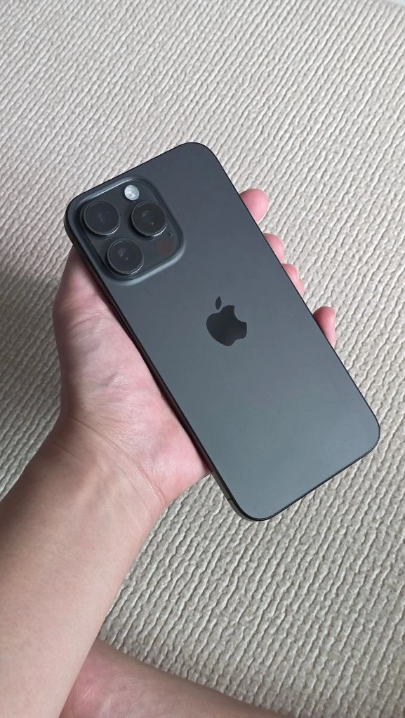 S급 아이폰 15 프로 맥스 512GB 블랙 (+악세서리, 미사용 정품 케이블 등) 이미지