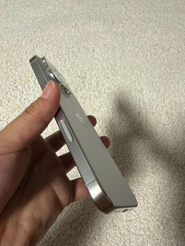 [무음폰/대구/안심결제] 아이폰 iPhone 16 Pro, White Titanium, 128GB+케이스티파이 케이 이미지