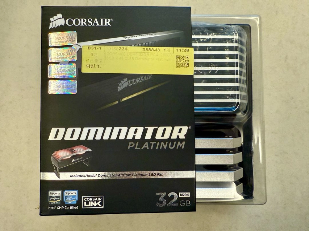 커세어 도미네이터 플래티넘 DDR4-3600 CL16 32GB (8GBx4) 이미지