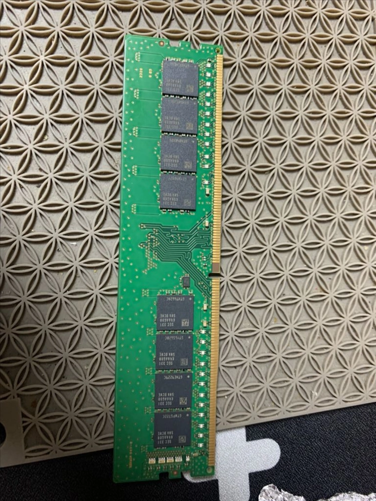 삼성 ddr4 3200mhz 32gb 한장 이미지