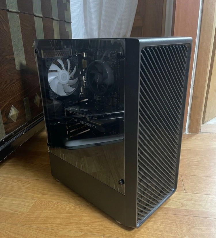 AMD 라이젠 5 5600 / RTX 3050 게이밍 PC 이미지