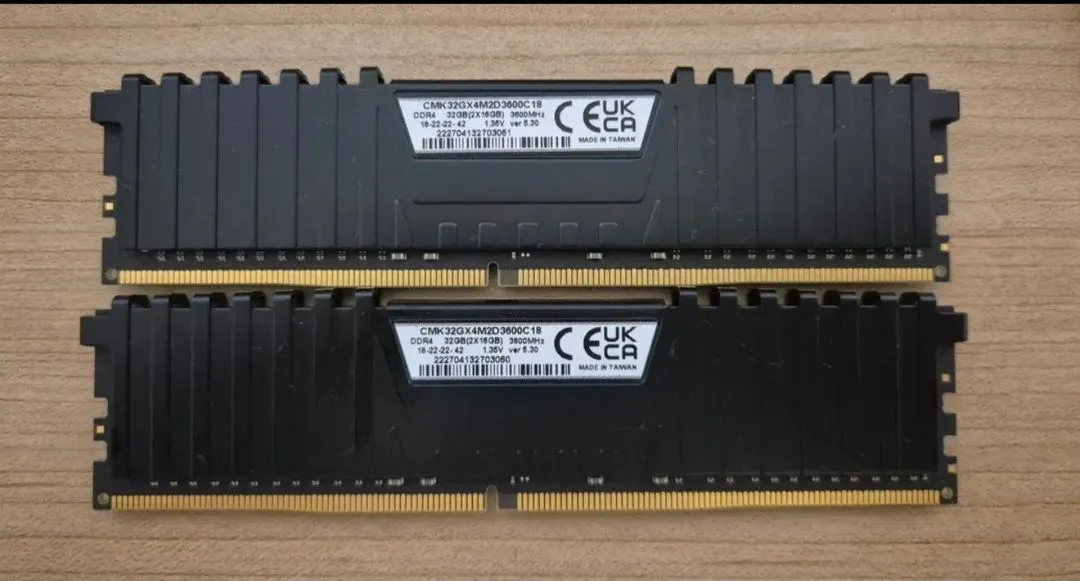 DDR4 32GB 2개(16x2) 세트 3600 - 안심되는 중고거래