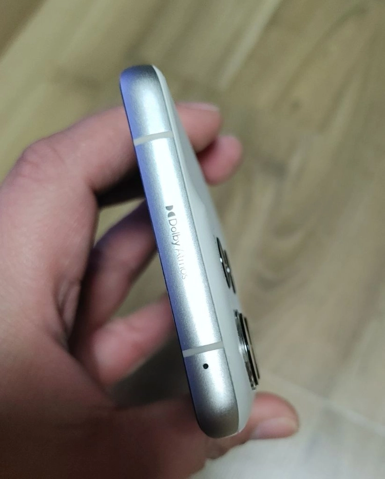 모토로라 edge 50 pro 바닐라 크림 색상 (12gb+256gb) 이미지