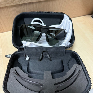 100% 선글라스 노빅 이미지