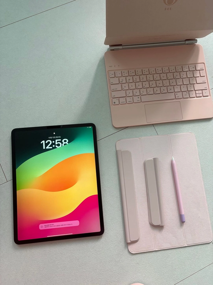 ipad pro 12.9(4세대) 스페이스그레이 256g+애플펜슬+매직키보드 이미지
