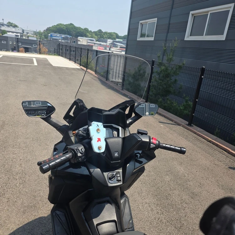 [혼다] 포르자350 25년식 3만키로 풀정비 배달셋팅 바이크 저렴하게 판매합니다 이미지