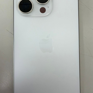 아이폰16프로 256GB 화이트 이미지
