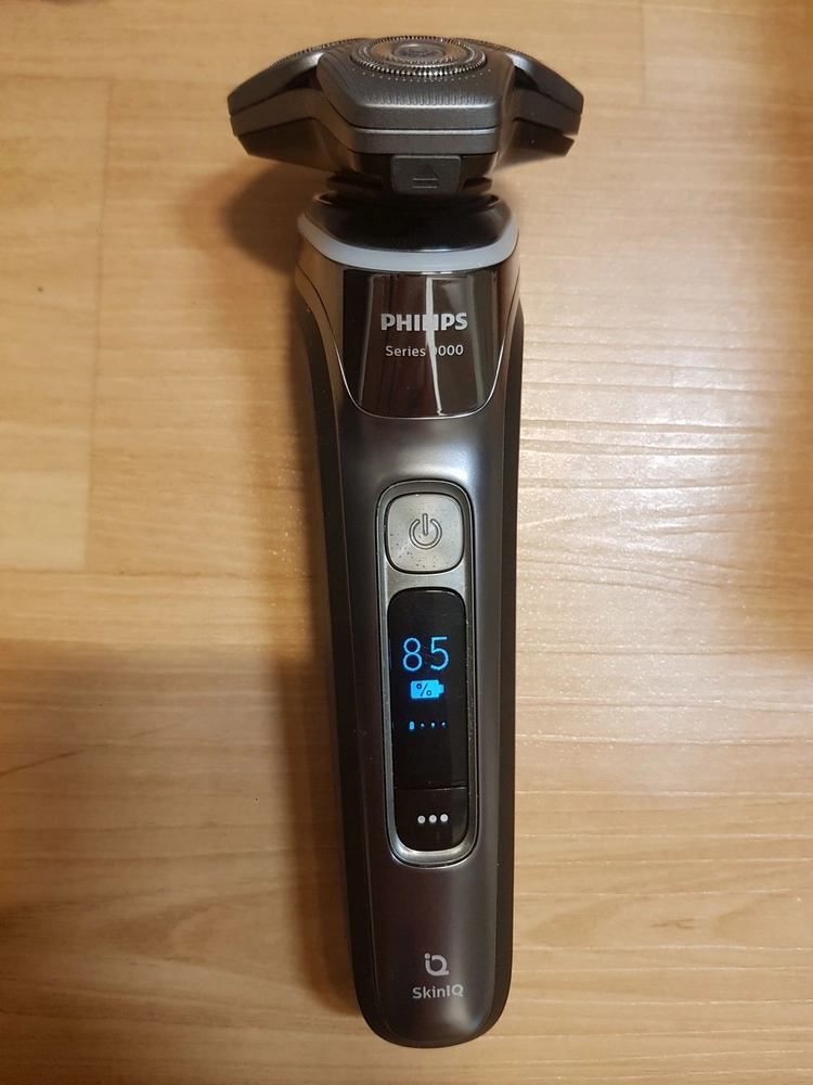 필립스 Series 9987 SkinIQ 전기면도기 이미지