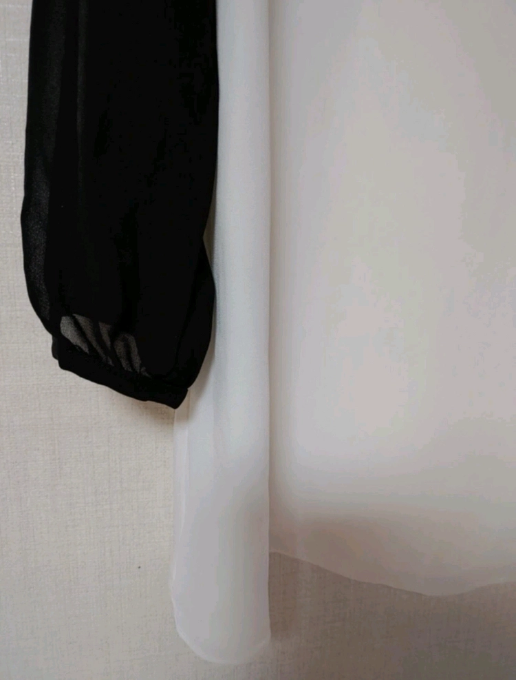 올리비아로렌 블라우스 이미지