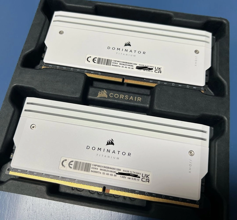 커세어 도미네이터 티타늄 DDR5 6400(6600) 96gb(48g x 2) 화이트 CORSAIR DDR5 이미지