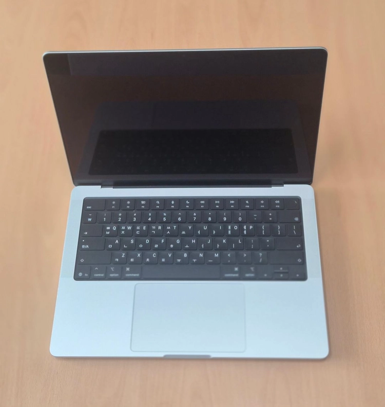 Apple 맥북프로14 M5 Pro 15코어/16GPU MGDN4KH/A 판매합니다 이미지