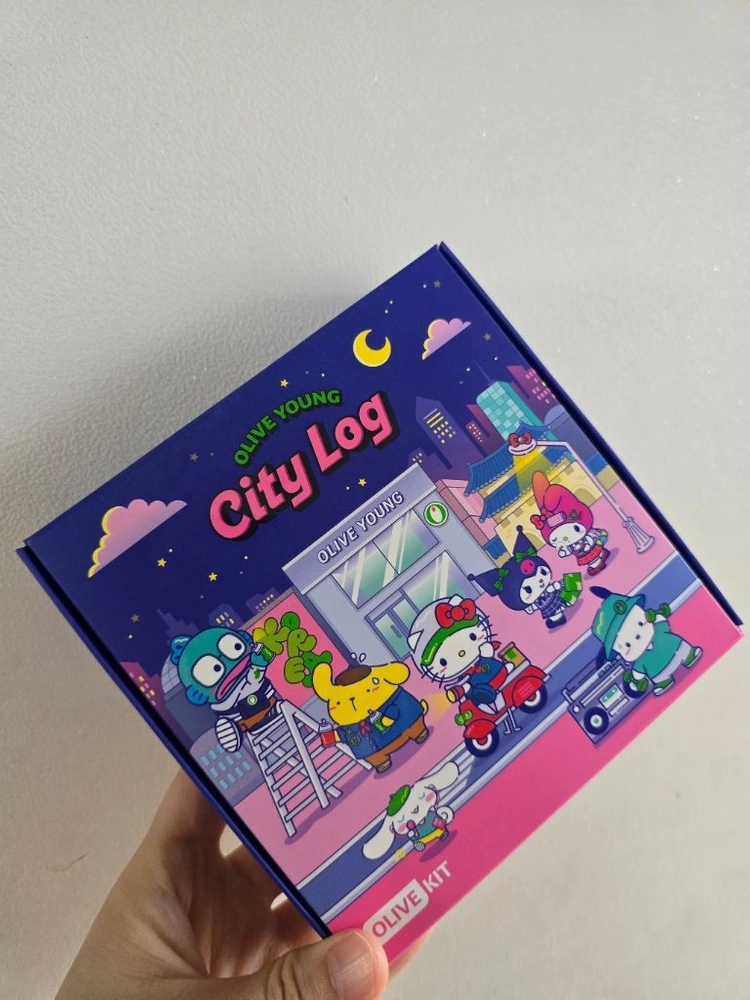 올리브영 키티 멀티 컨테이너 올영 헬로키티 교복 산리오 올리브키트 이미지
