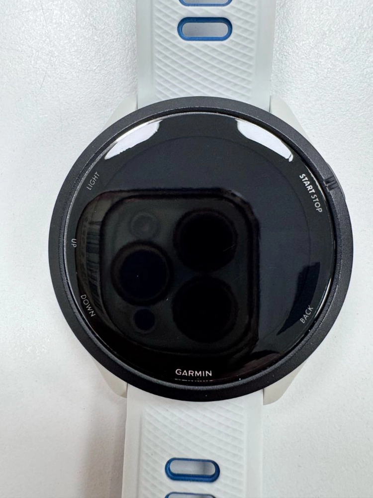가민 포러너 265 화이트 46mm GPS 스마트워치 이미지
