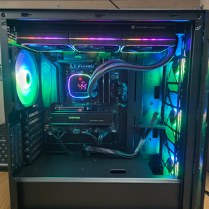 AMD 라이젠 9800x3d, 램32기가, ssd 1테라 등 컴퓨터 반본체 판매 이미지