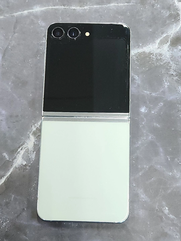갤럭시Z플립5 256G 무잔상 민트 63520 이미지