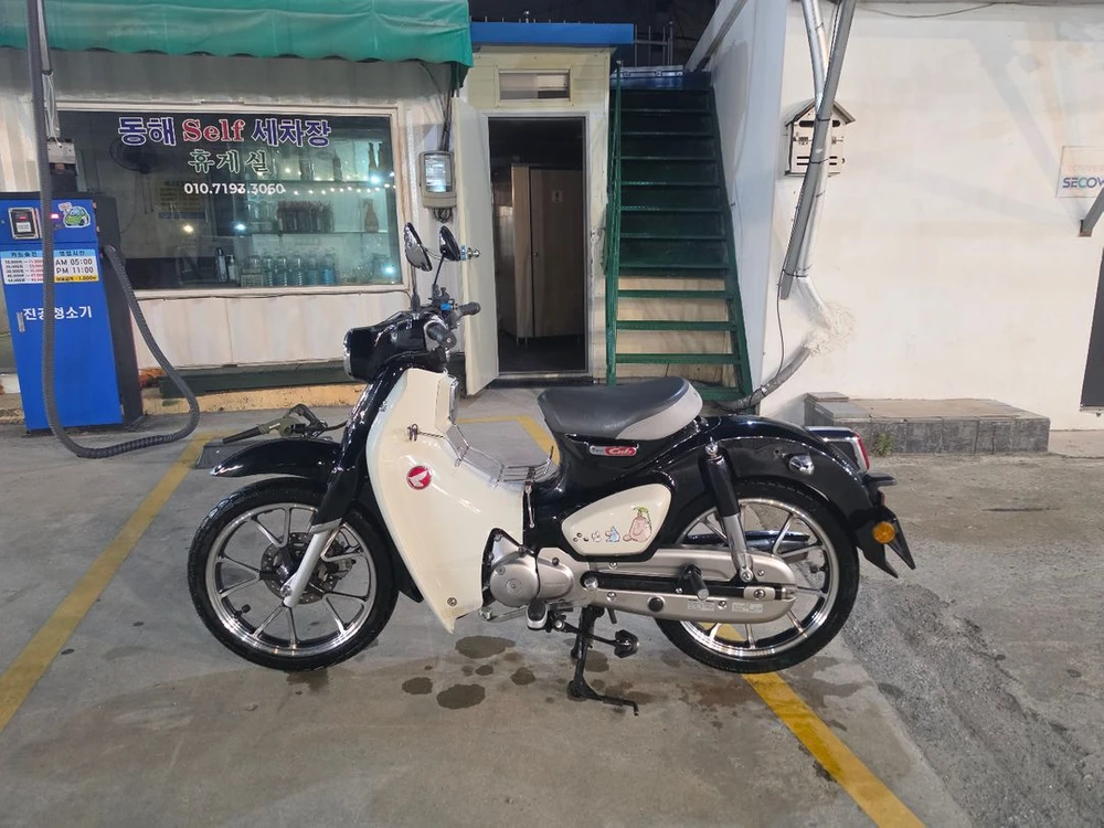 혼다 슈퍼커브 C125 범고래 유로4 이미지