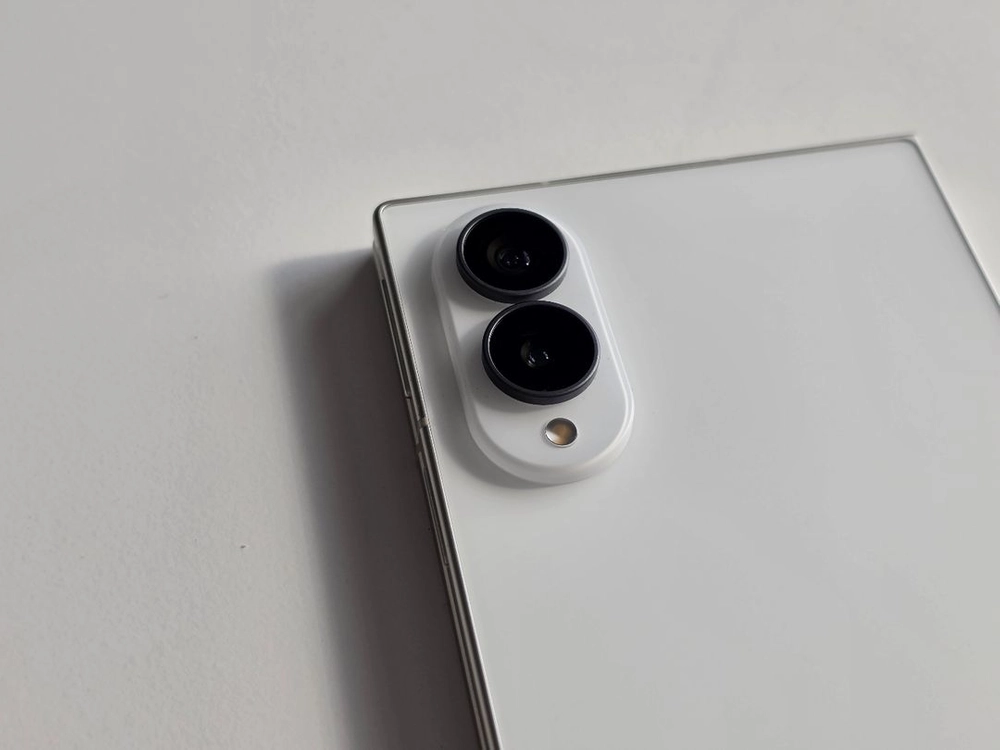 갤럭시 Z 폴드8 크림 512GB 팝니다. 자급제 이미지