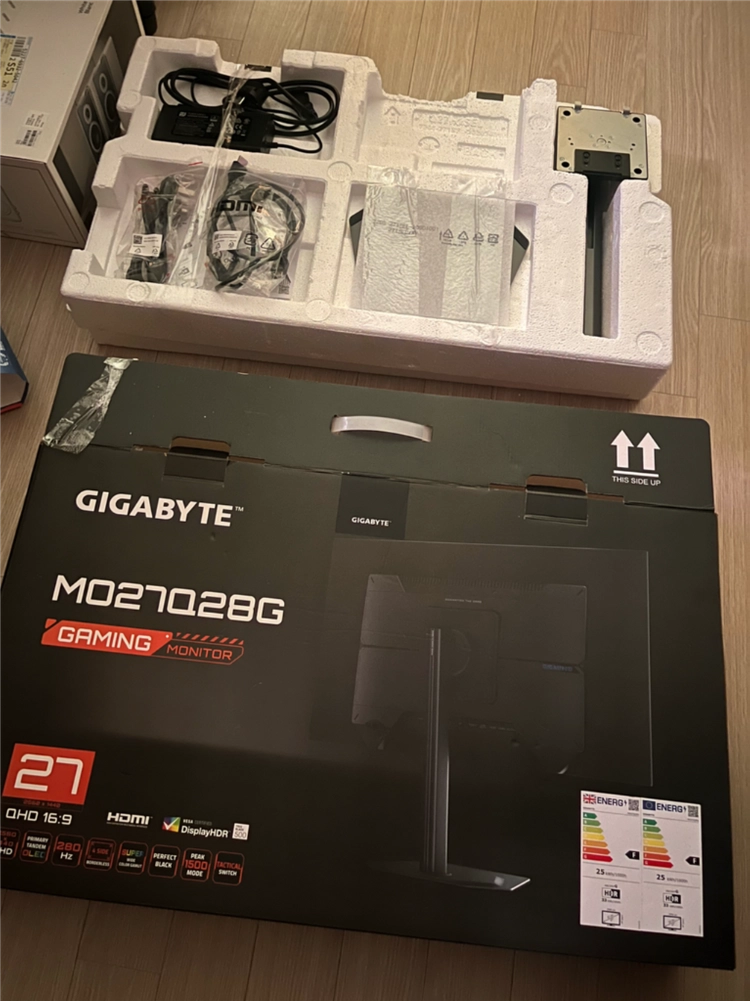 510시간사용 / mo27q28g 4세대 oled 27인치 모니터 - 안심되는 중고거래