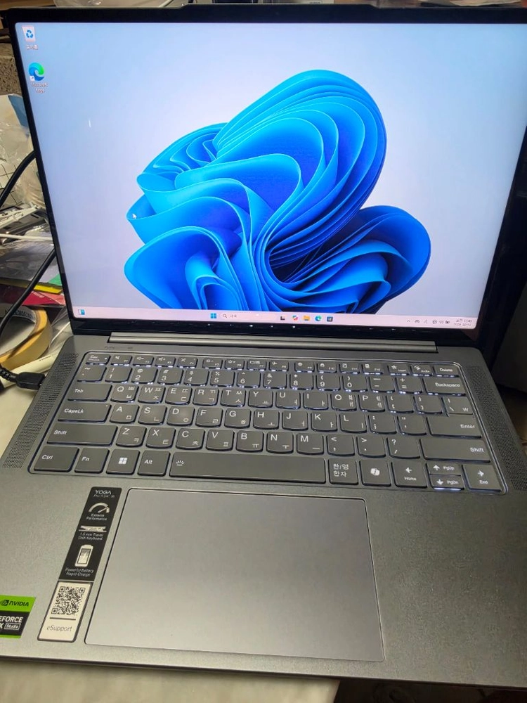 레노버 YOGA Pro7 (울트라9 / RTX4060 / 32G / 1TB / 터치스크린 노트북) - 안심되는 중고거래