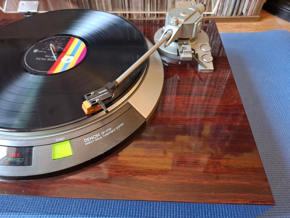 DENON DP~57M턴테이블 이미지
