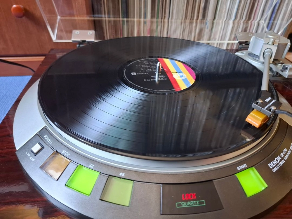 DENON DP~57M턴테이블 이미지