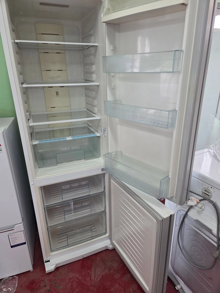 ★무료배송/설치★ (62) 중고냉장고 상냉장.하냉동 거꾸로냉장고 364L 이미지