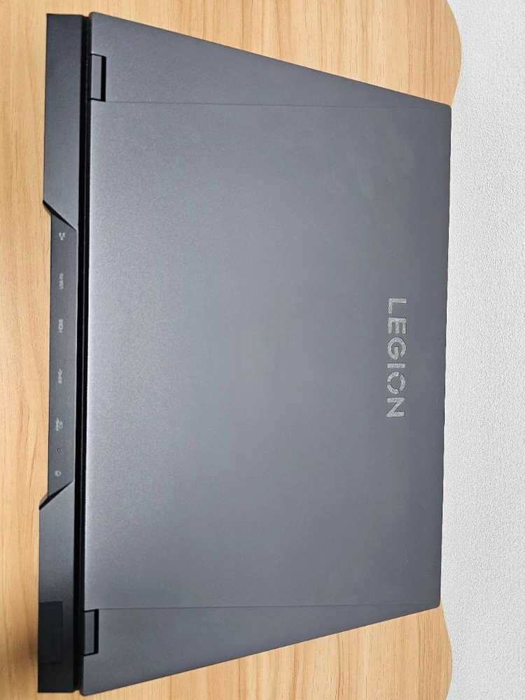 리전5프로 3070ti / 인텔 i9-12900 / 램40기가 / SSD 1.5테라 이미지