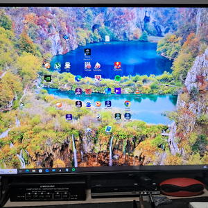 삼성 스마트 크리스털 uhd 4k tv겸 모니터 이미지