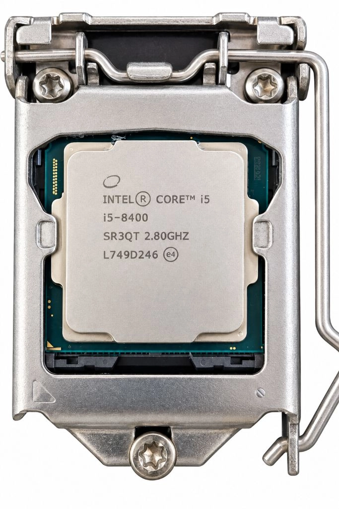 인텔 i5-8400 + 기가바이트 Z370 HD3 메인보드 + 정품 쿨러 이미지