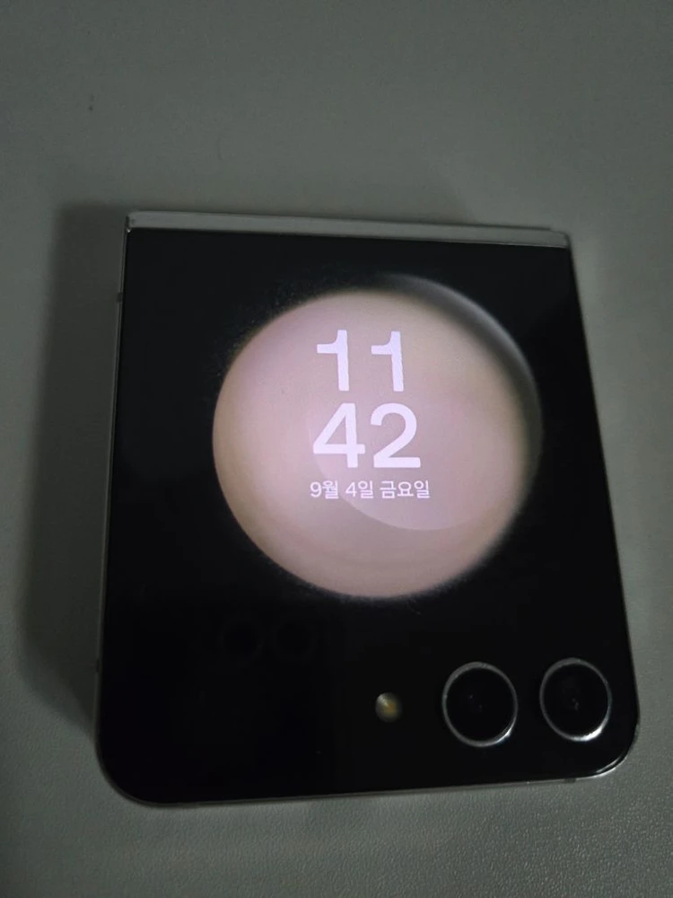 갤럭시Z 플립5 스마트폰 512GB(화이트) 이미지