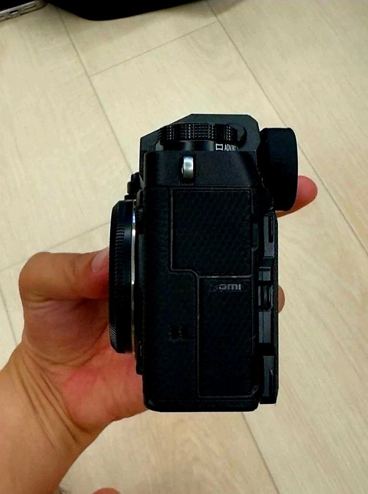 후지필름 X-T5 미러리스 카메라 이미지