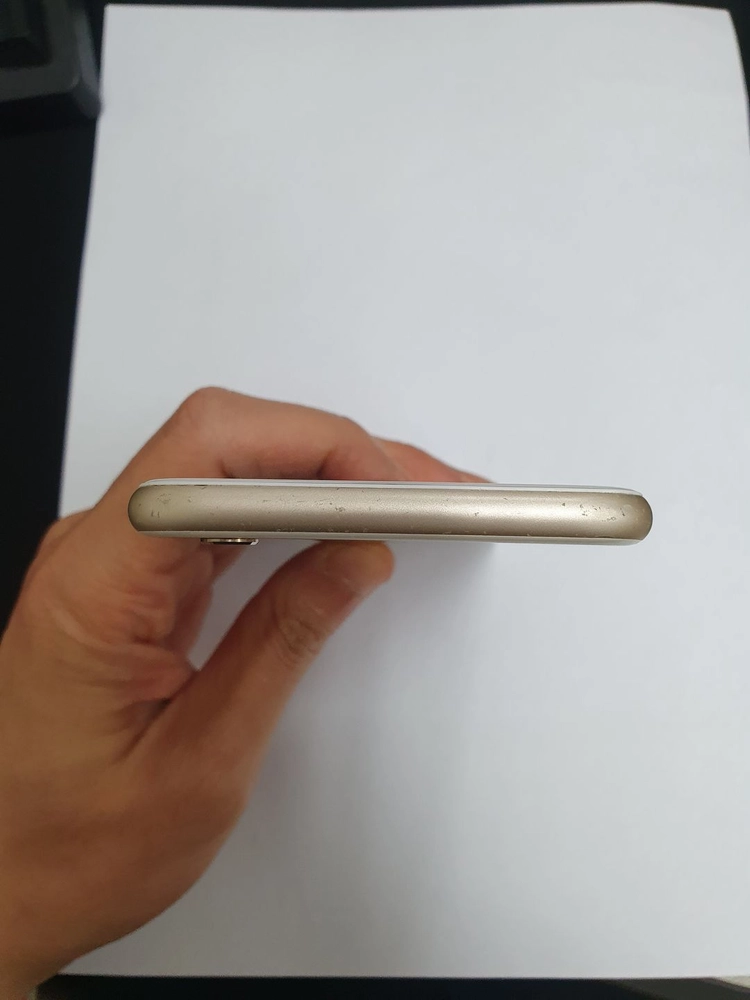 아이폰6S 64GB 골드 배터리95% 기능정상 중고폰 748748 이미지