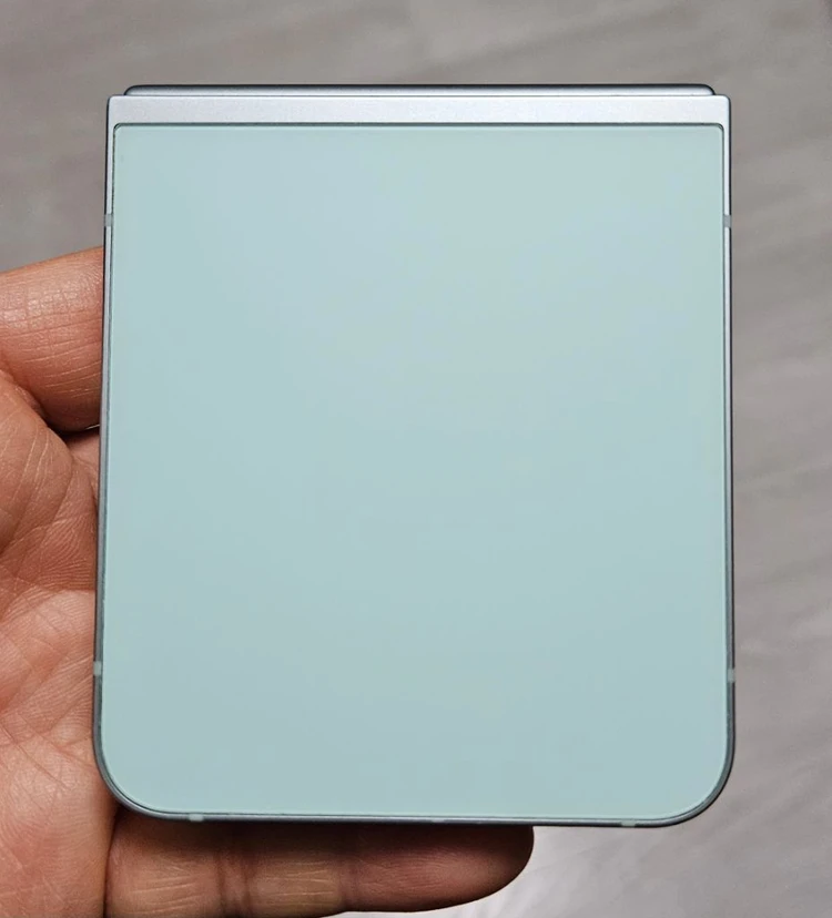 갤럭시 Z플립6 민트 256GB 싸게 팝니다. 이미지