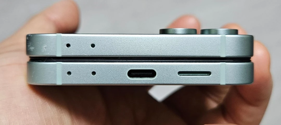 갤럭시 Z플립6 민트 256GB 싸게 팝니다. 이미지