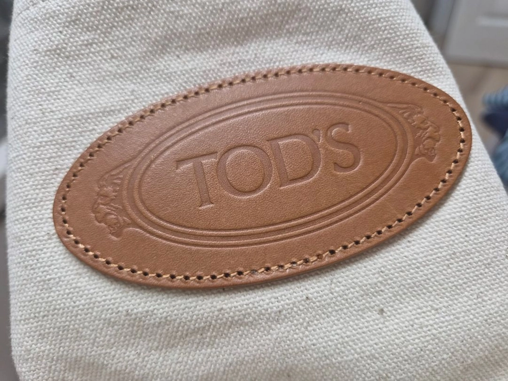 TODS 토즈 아이보리 캔버스 에코백 이미지