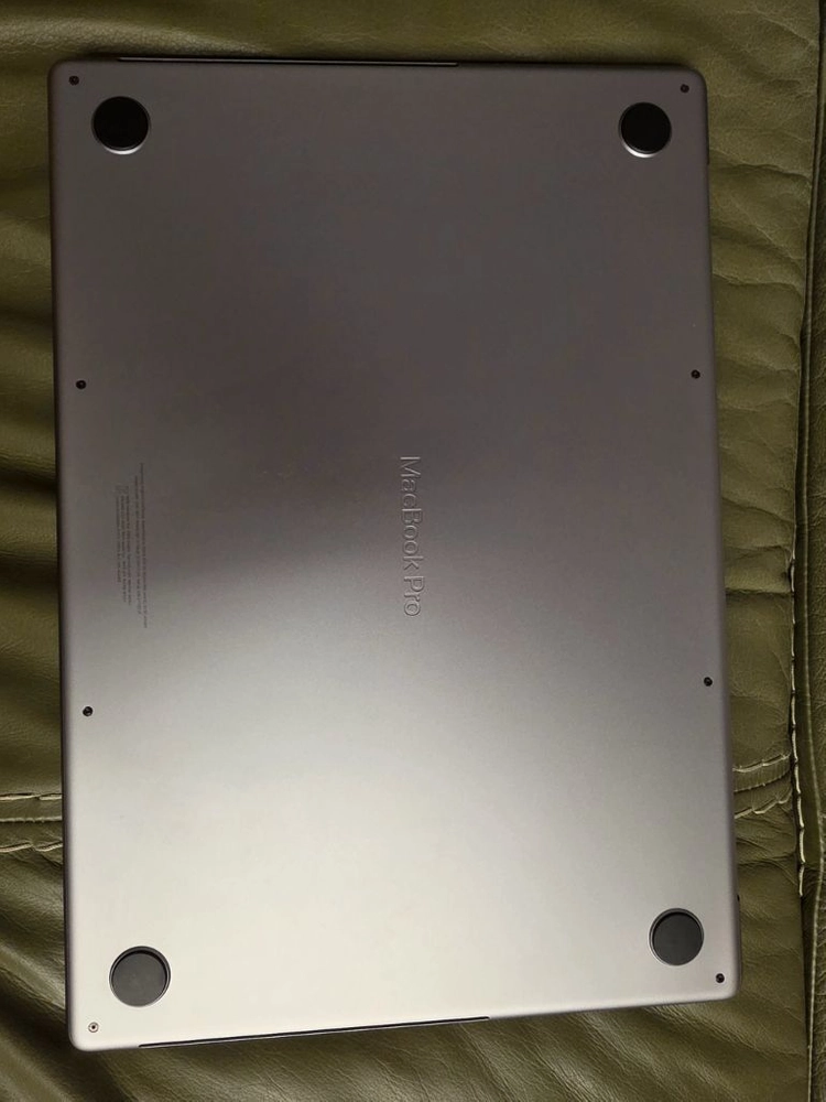 맥북프러16인치 m1pro 16g 1tb 이미지