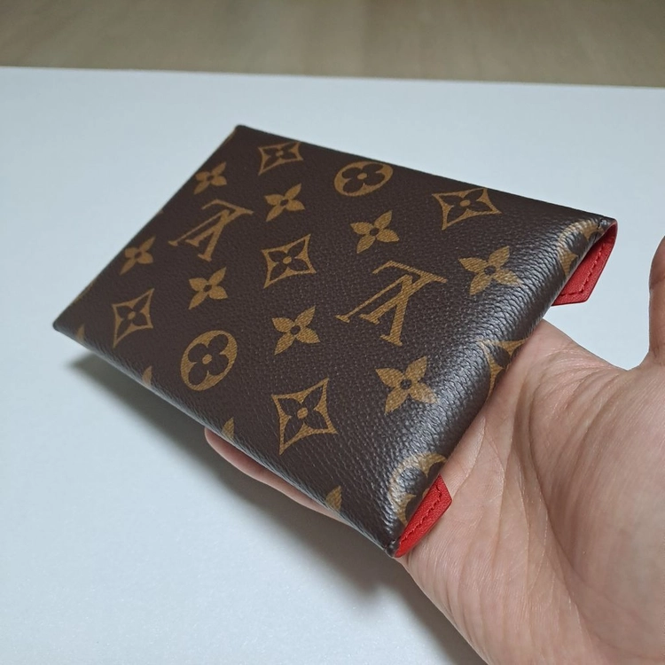 [100%/정품] 루이비통 키리가미 중 사이즈, 루이비통클러치,루이비통지갑 이미지