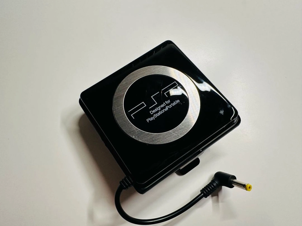 PSP 2000번, 3000번대 2400mAh 외장배터리 판매 (1005, 3005) 이미지