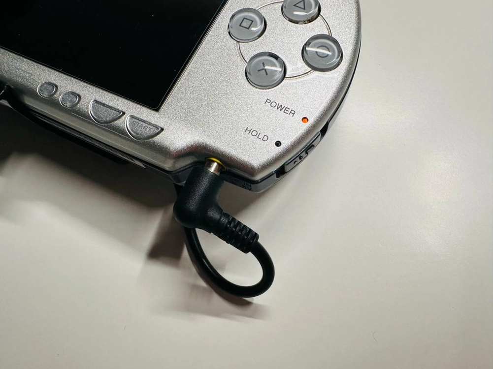 PSP 2000번, 3000번대 2400mAh 외장배터리 판매 (1005, 3005) 이미지