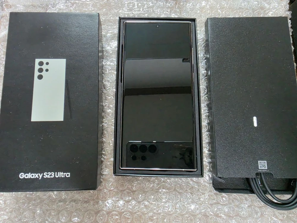 갤럭시 S23 울트라 화이트 512GB 이미지