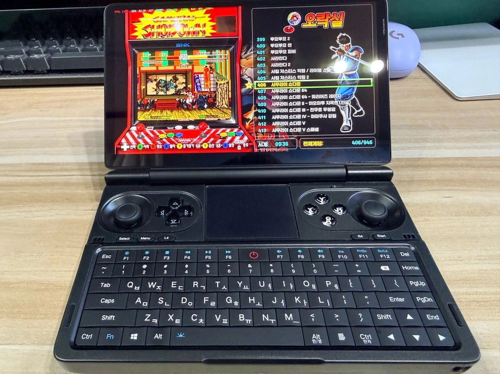 GPD WIN MINI 판매합니다. (8840u / 32g / 2T) - 안심되는 중고거래